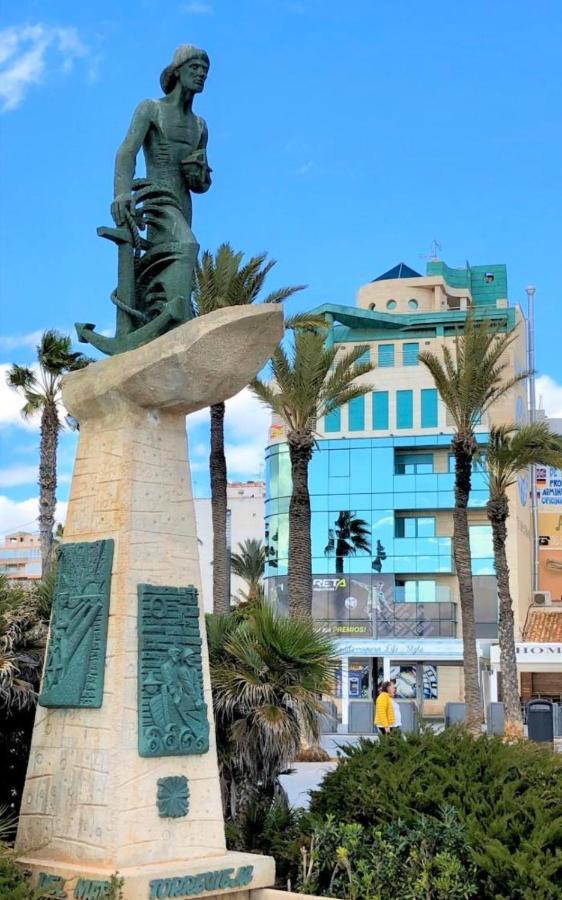 Tu Casa Del Mar Apartment Торевиеха Екстериор снимка