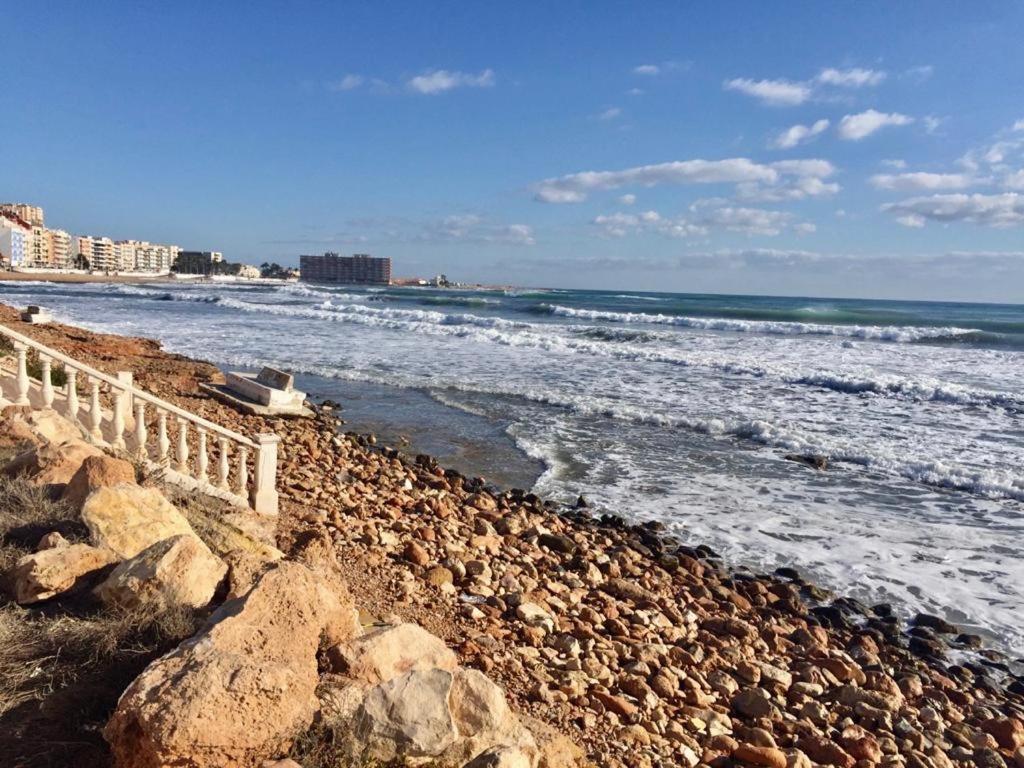 Tu Casa Del Mar Apartment Торевиеха Екстериор снимка